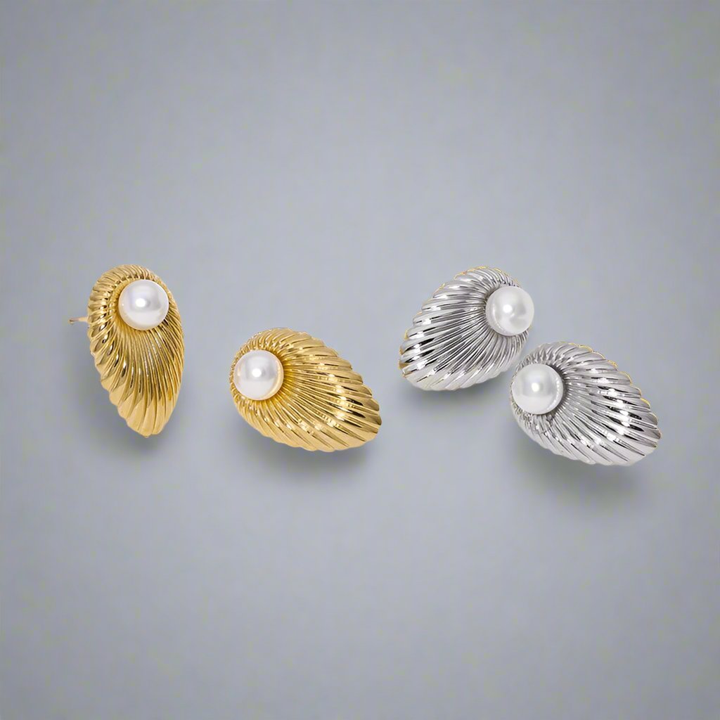 Elegant Golden Stud Earrings with Pearl - Stainless Steel